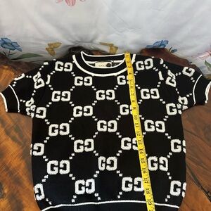 Gucci Black and White Knit Top
